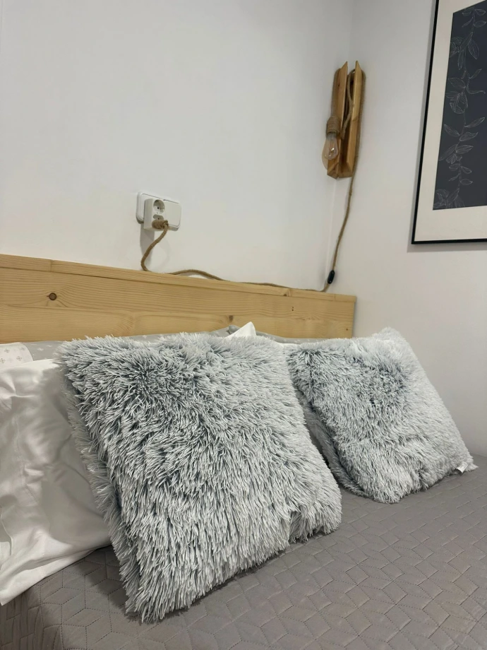 Cama king del Estudio en Cambados zona del Salnes 